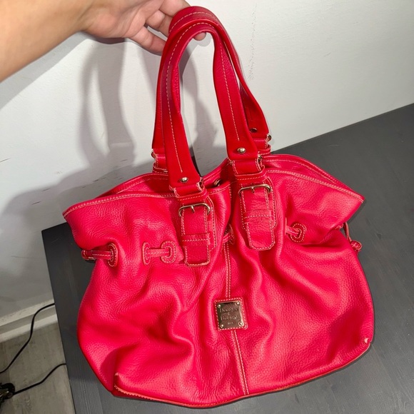 Y2k Dooney & Bourke Red Vintage Buckle Bag - Picture 4 of 10